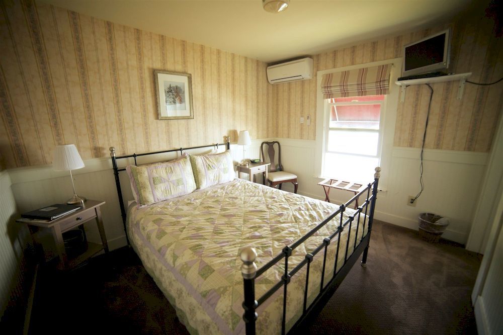 Hotel Charlotte Гроувланд Екстериор снимка