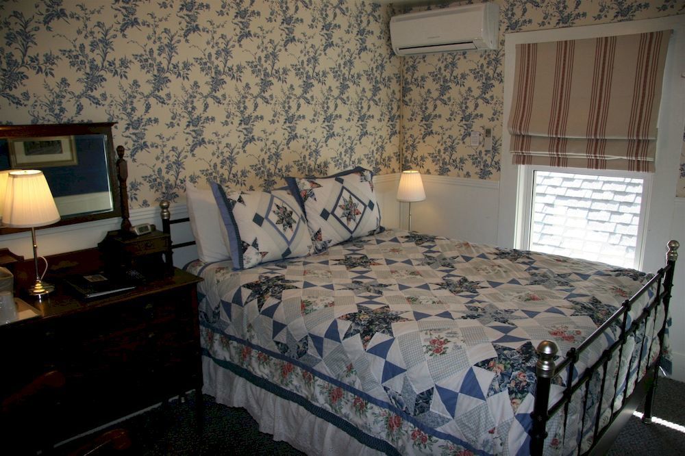 Hotel Charlotte Гроувланд Екстериор снимка